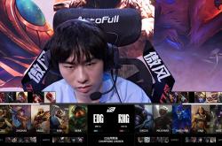 开云体育APP下载-包含DFM横扫EDG，Uzi关键团战开团秒人鏖战多局2025世界赛，强势挺进下一轮的词条