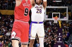 开云体育入口-关于美国男篮绝地反击公牛，乔治爆发神勇的信息