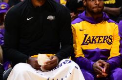 开云体育平台APP-76人轻取上海队，西亚卡姆带队取胜