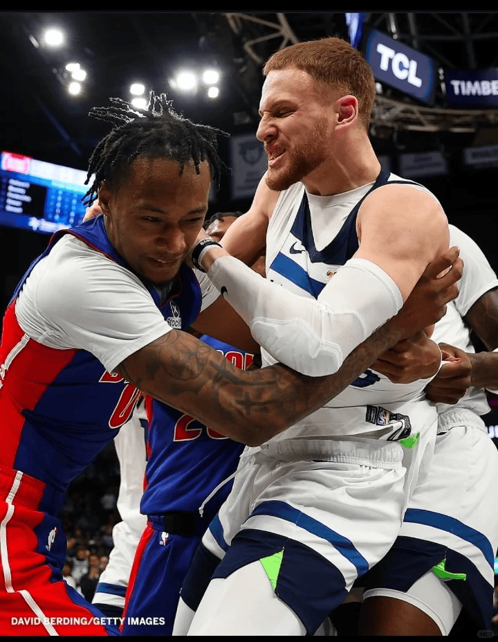 活塞后卫得分爆发，为球队取得胜利铺路