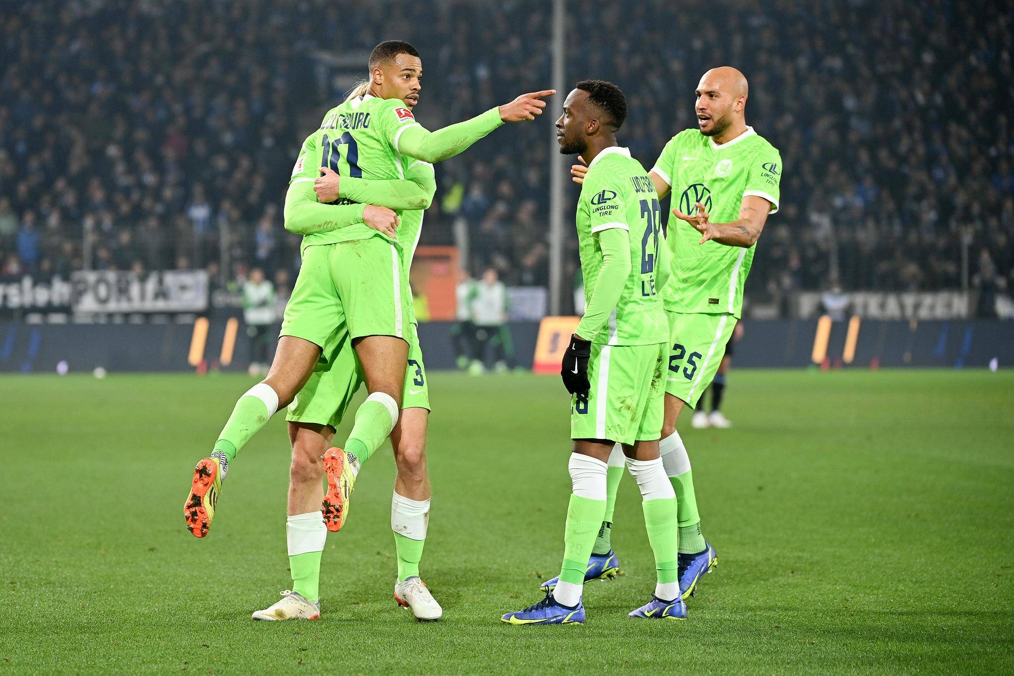 沃尔夫斯堡客场取胜，保级希望重新燃起