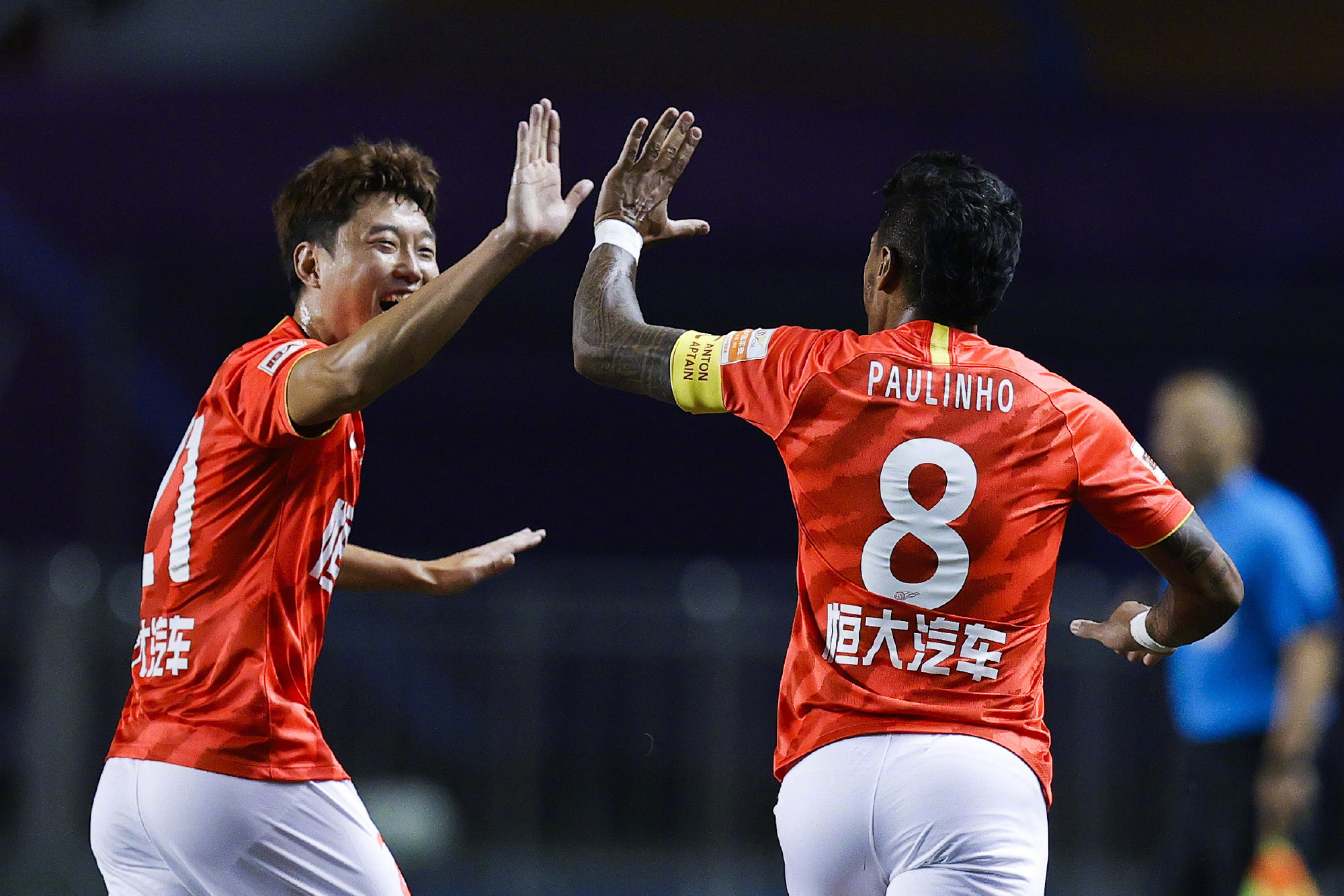 恒大俱乐部主场告捷，赢得连胜纪录