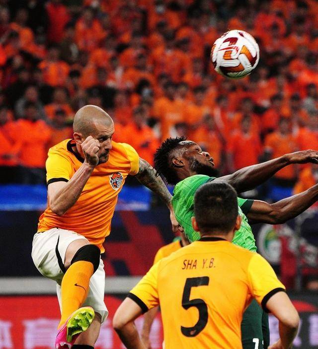 葡萄牙队主场作战，成功防守反击夺胜