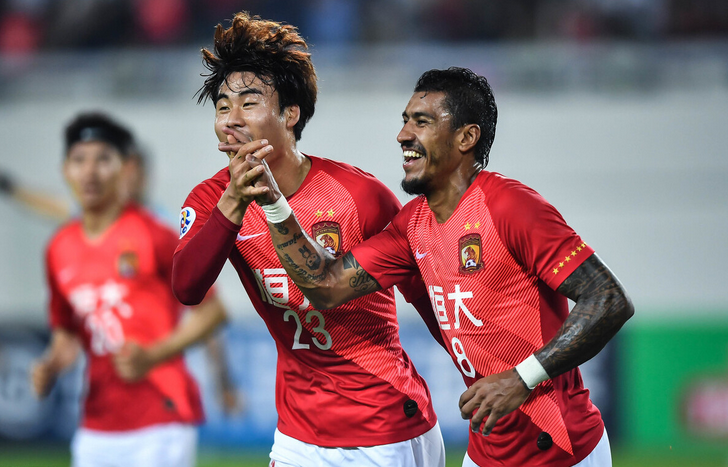 中超巨星老中青组合亮相