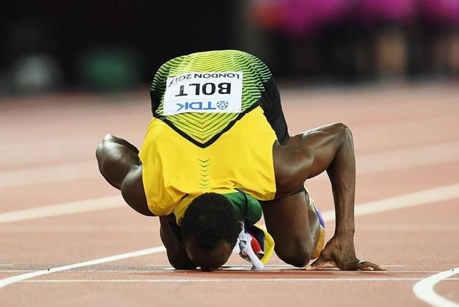 NBA2K传奇谢幕，球迷泪洒赛场