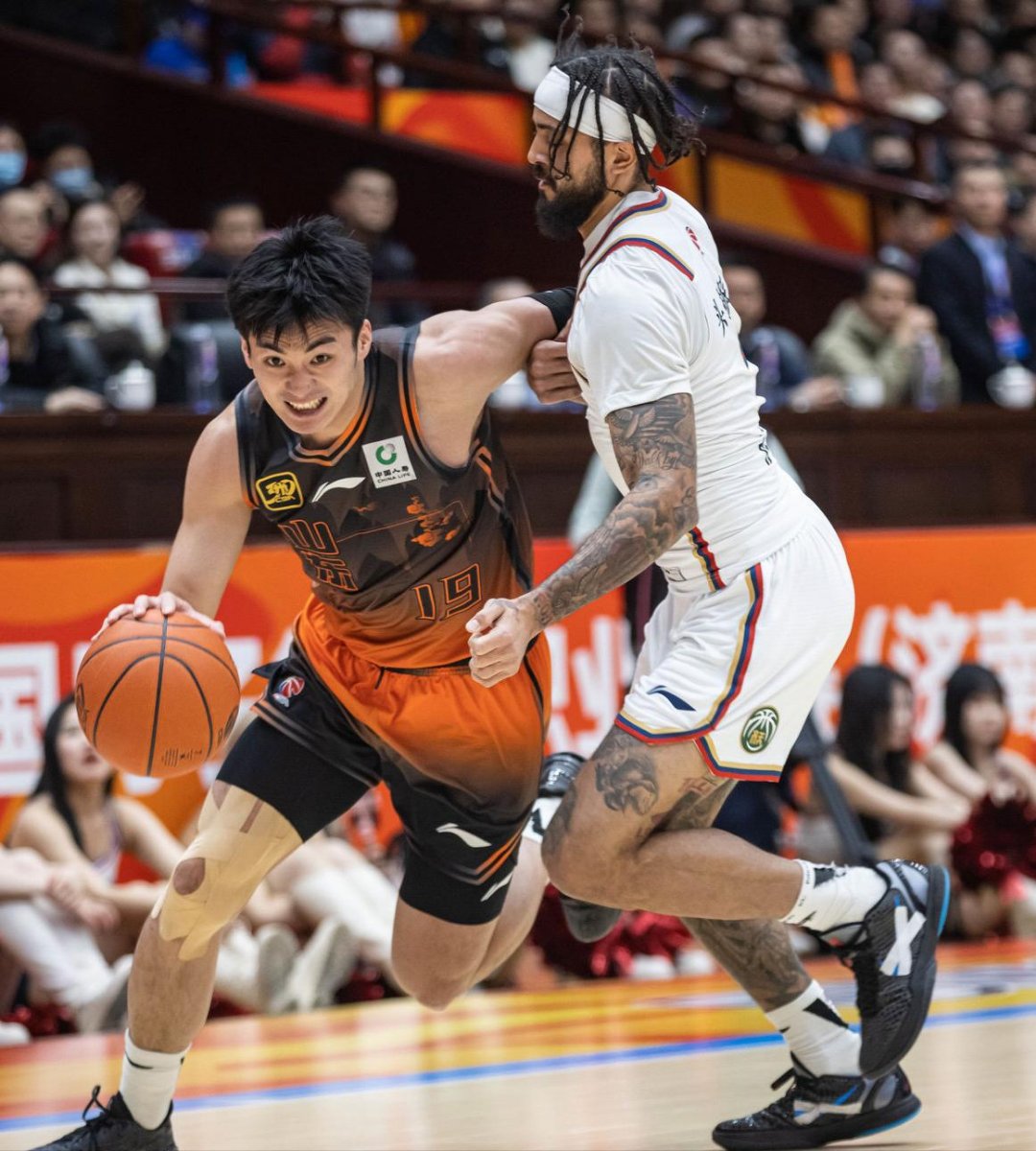 CBA战术调整奏效，成功扭转局势的简单介绍