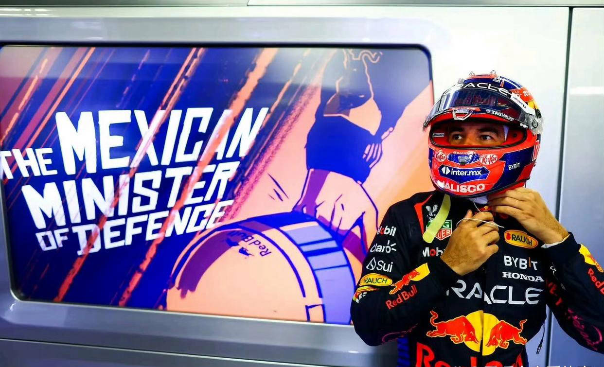 哈斯车队力克梅赛德斯,塞恩斯统治全场 哈斯车队力克梅赛德斯,塞恩斯统治全场