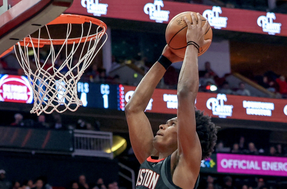 山东队完胜灰熊，范弗利特惊艳四座